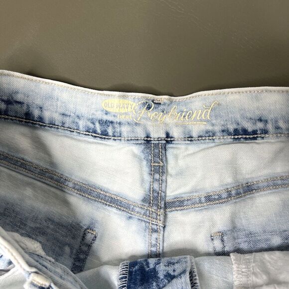 Old Navy Jean Shorts Women 6 Regular The Boyfriend Fit Cuffed Stretchy Bleached - Picture 2 of 5
